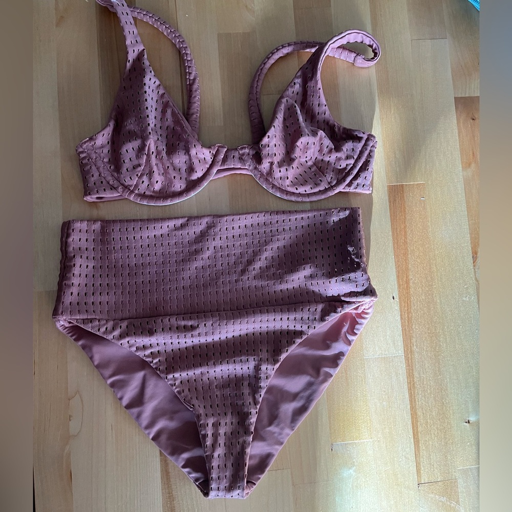 Acacia  x Sorry in Advance bikini